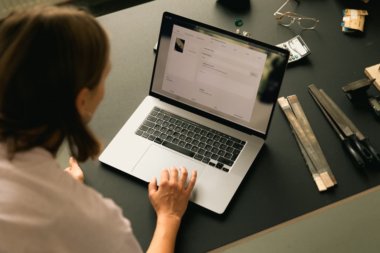 The top 10 challenges facing ecommerce managers - and how to solve them
